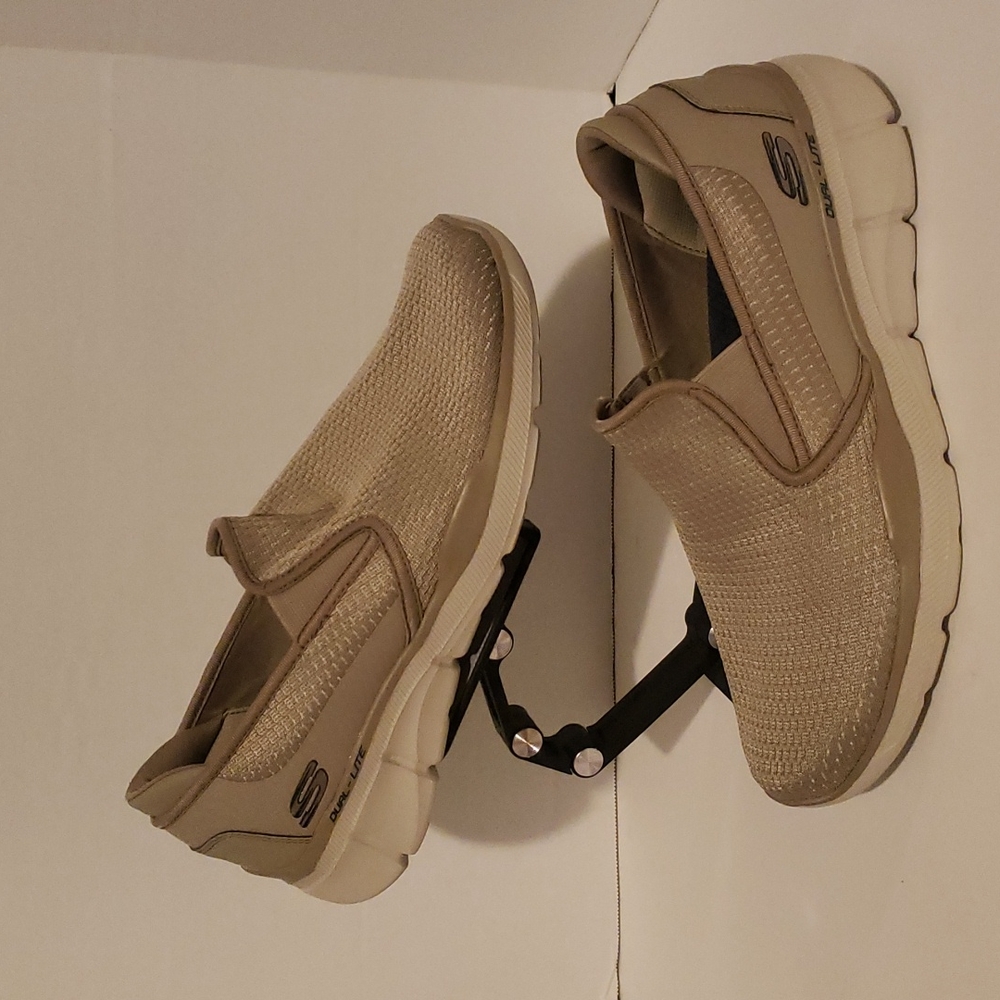 Sketches Men's sz10 Relaxed Fit Mesh Shoes